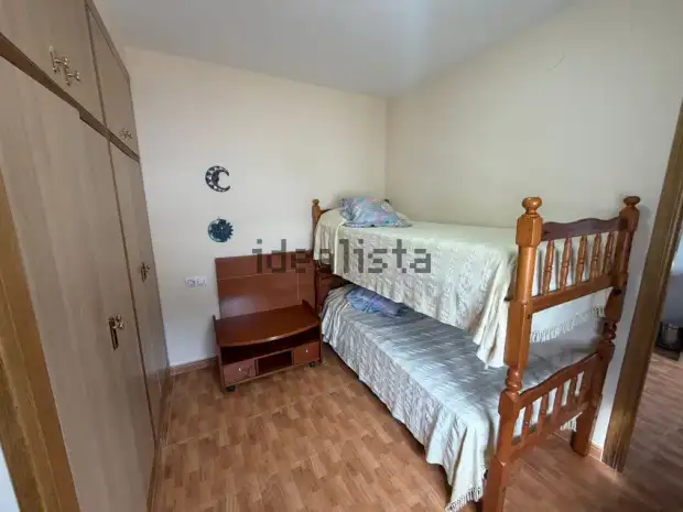 Chalet individual con gran jardín privado · foto 6