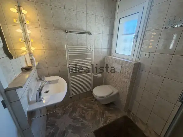 Chalet individual dividida en 2 viviendas · foto 20