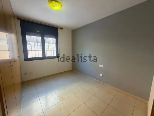Planta baja en 2ª línea de mar · foto 4
