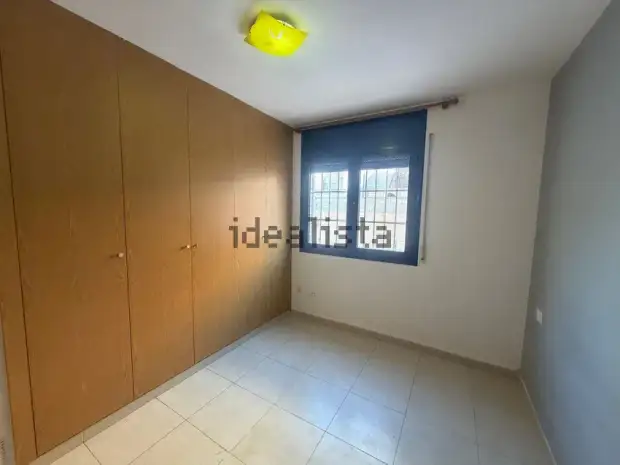 Planta baja en 2ª línea de mar · foto 5