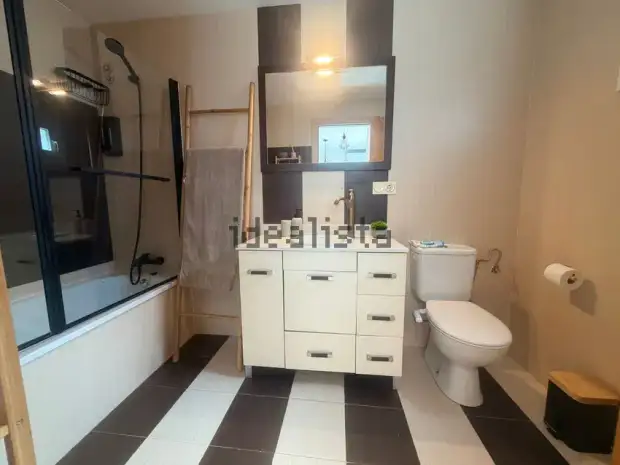 Magnífico pareado esquinero con gran jardín privado · foto 13