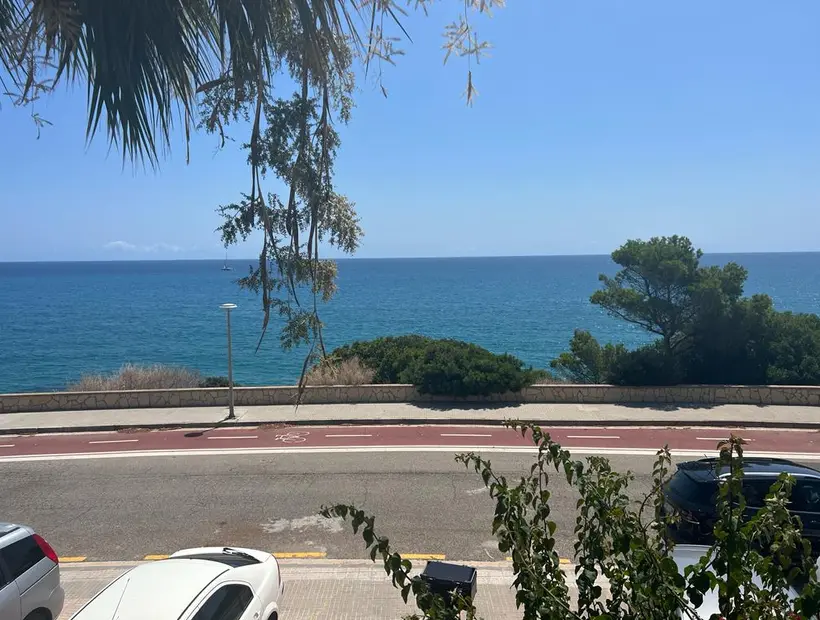 Bonito adosado en 1ª línea de mar · foto 10